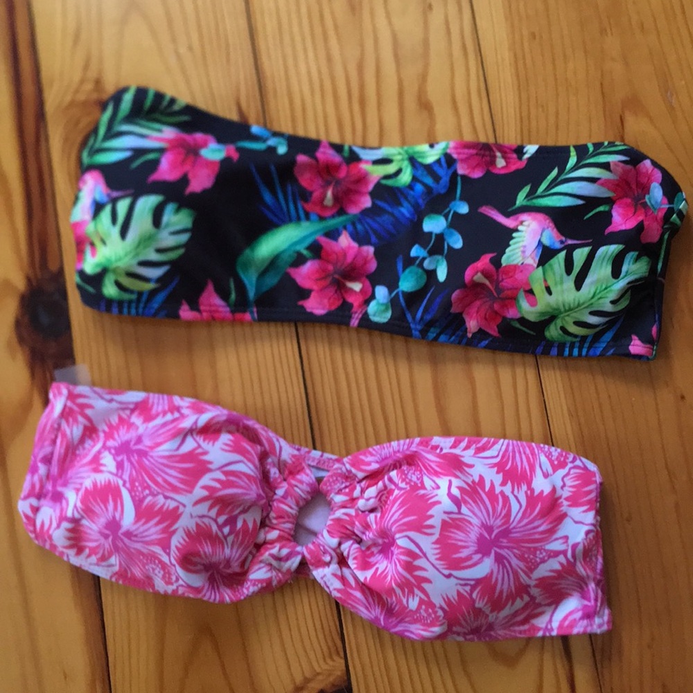 2 bathing suit tops